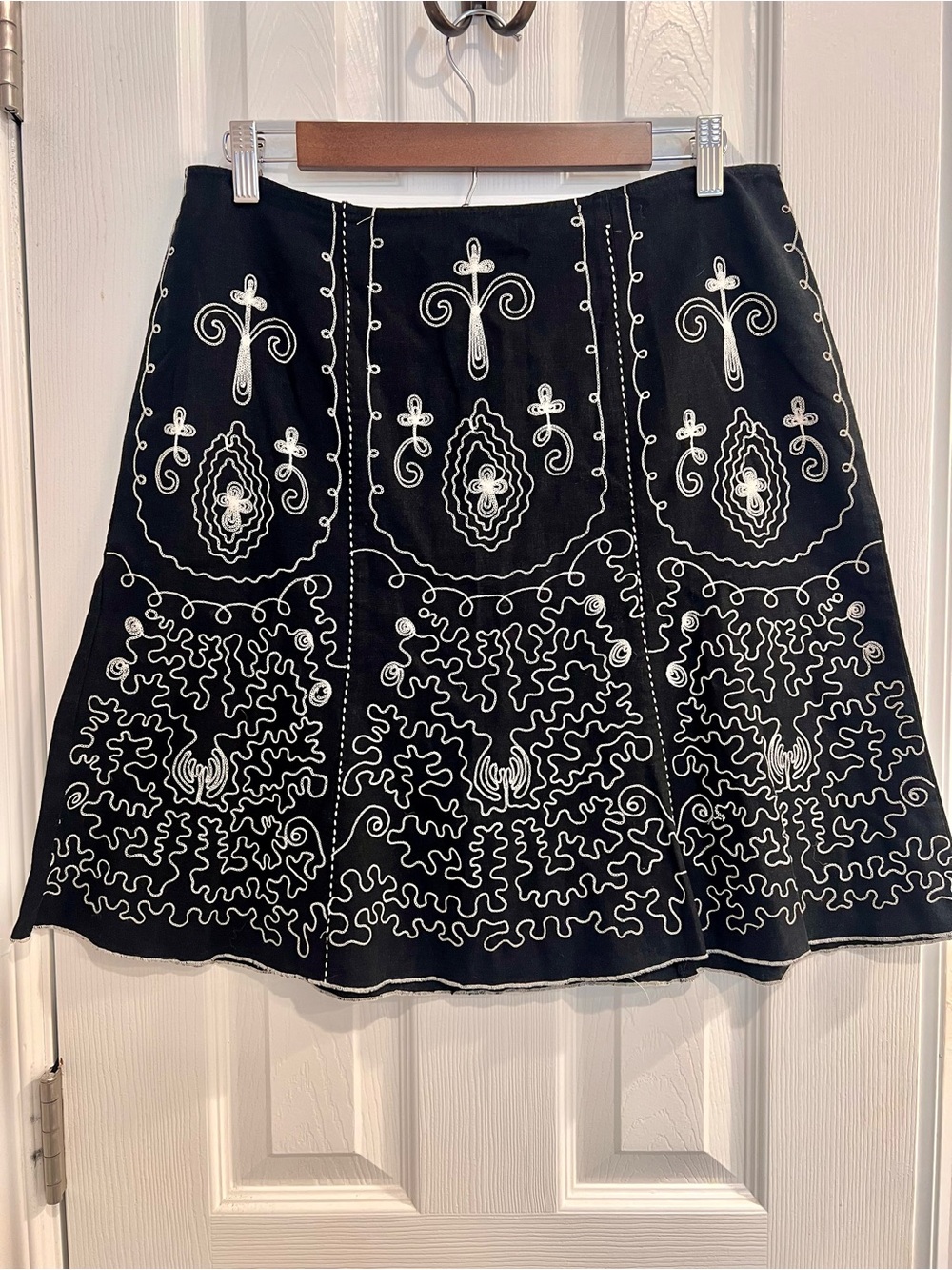 Heart Soul Linen Blend Vintage Black Skirt White Embroidered Boho Western Witchy